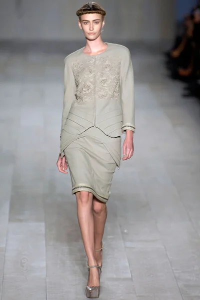 Look 1